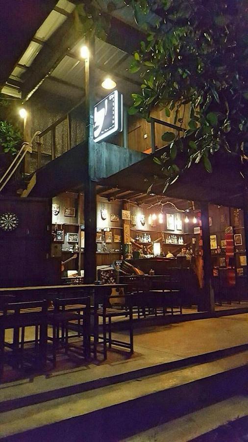 The Shadow House & Bar Hotel Koh Phayam Buitenkant foto